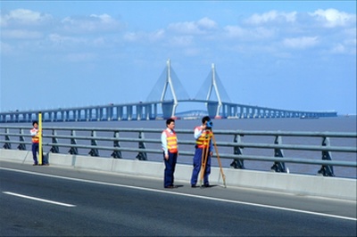 昌寧建筑資質(zhì)代辦服務(wù) 公路工程等各類資質(zhì)專業(yè)辦理，服務(wù)全面，定價合理